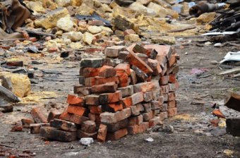 Коммунальные службы Одессы продолжают разбор завалов после обрушения дома на Пишоновской (фото)