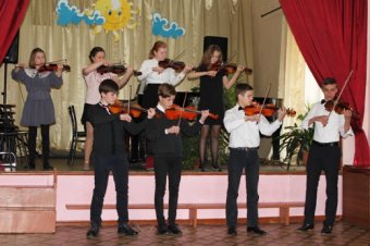 В одесской музыкальной школе звучала музыка Баха и Бетховена (фото)