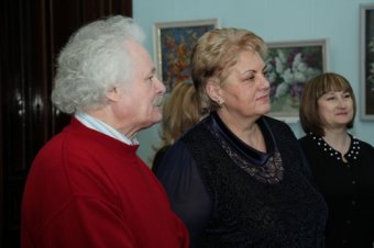 «Цветочный вернисаж» живописи подарил к женскому празднику одесский художник (фото)