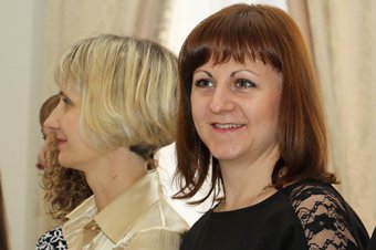 Геннадий Труханов поздравил женщин-медиков, выполнявших свой долг в зоне АТО (фото)