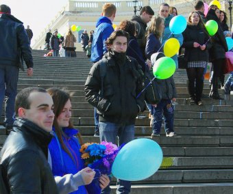 На Потемкинском лестнице признавались в любви к Женщине (фото)