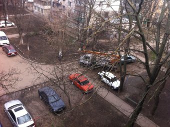 В одесских дворах наводят порядок (фото)