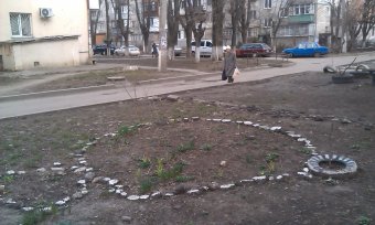 В одесских дворах наводят порядок (фото)