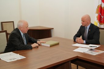 Мэр Одессы провел личный прием граждан (фото)