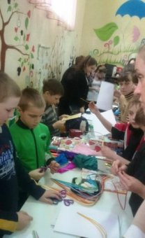 В Одессе с детьми вынужденных переселенцев работают арт-терапевты и психологи (фото)