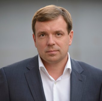 Одесский нардеп требует от Авакова разъяснить:  Является ли Знамя Победы и георгиевская лента запрещенными в Украине символами