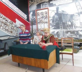 Юные одесситы приняли участие в конференции «Женщины в обороне Одессы» (фото)