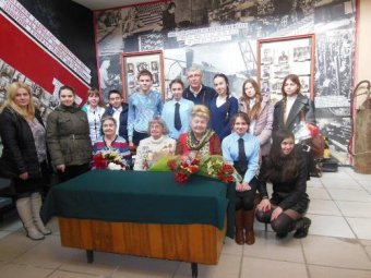 Юные одесситы приняли участие в конференции «Женщины в обороне Одессы» (фото)