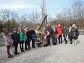 Юные одесситы приняли участие в конференции «Женщины в обороне Одессы» (фото)