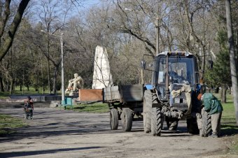 На Аллее Славы полным ходом идет реконструкция