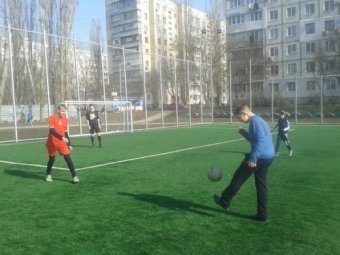 Суворовский район Одессы: Итоги спортивных соревнований школьников и их родителей (фото)