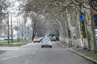 Анатолий Орловский проверил санитарное состояние улиц в Киевском районе