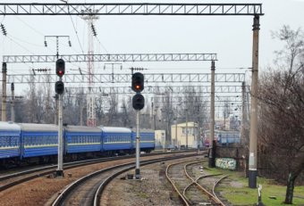 Первый вице-мэр Одессы проверил санитарное состояние железнодорожных въездов в город (фото)