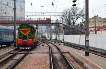 Первый вице-мэр Одессы проверил санитарное состояние железнодорожных въездов в город (фото)