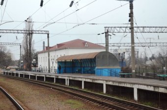 Первый вице-мэр Одессы проверил санитарное состояние железнодорожных въездов в город (фото)