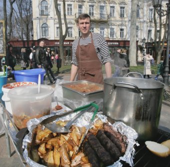 В Горсаду проходит музыкальный фестиваль, посвященный 120-летию Леонида Утесова