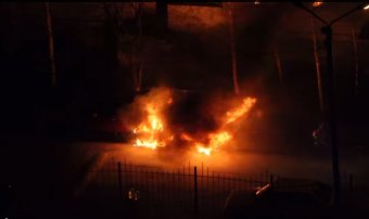 Сотрудники милиции выясняют, почему по ночам в Одессе горят автомобили (видео)