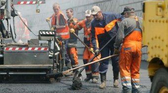 В районе Привокзальной площади - ремонт дороги