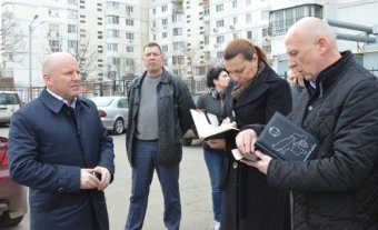 Первый вице-мэр Одессы проверил санитарное состояние улиц в Малиновском районе (фото)