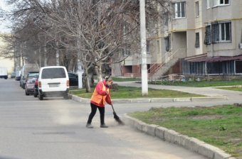 Первый вице-мэр Одессы проверил санитарное состояние улиц в Малиновском районе (фото)