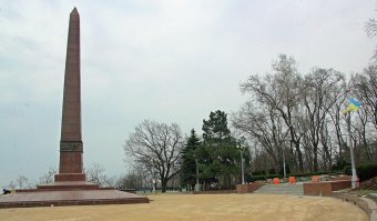 Продолжается капитальный ремонт Аллеи Славы