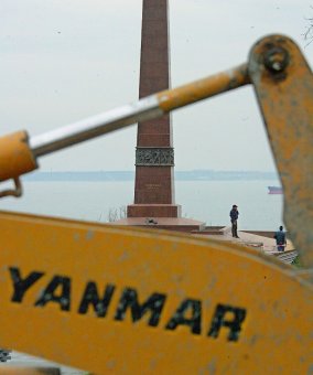 Продолжается капитальный ремонт Аллеи Славы