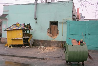 Пострадавшим от ночного взрыва одесситам оказывается помощь