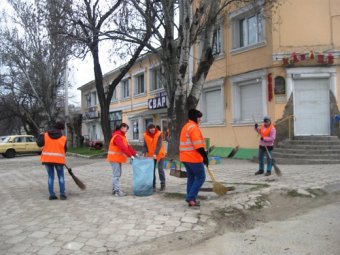 Коммунальные службы Одессы провели субботник на склонах (фото)