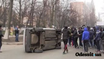 В Одессе "снимают" кино: За псевдо-митинги платят по 150 гривен