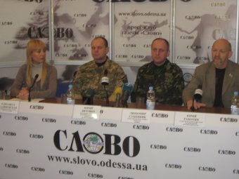 "Творческий десант" съездил в зону АТО