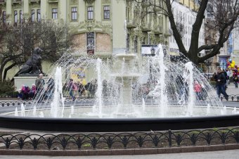 В Одессе заработали фонтаны