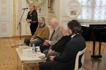В Одесском литературном музее отметили Международный день смеха