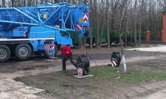 Исторический бронепоезд - экспонат музея Мемориала героической обороны переехал на новое место (фото)