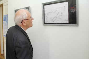 Геннадий Труханов посетил персональную выставку юной одесской художницы Даниэллы Белогривой (фото)