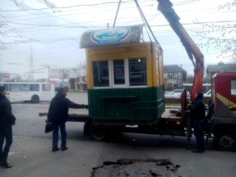 Одесские власти отчитываются о демонтаже незаконно установленных временных сооружений (фото)