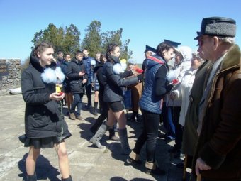 На Кургане Славы в Одессе почтили память погибших воинов (фото)