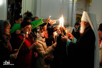 В праздник Светлого Христова Воскресения митрополит Агафангел совершил Пасхальное Богослужение в Спасо-Преображенском Одесском кафедральном соборе (фото)