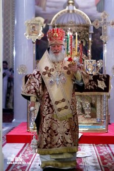 В праздник Светлого Христова Воскресения митрополит Агафангел совершил Пасхальное Богослужение в Спасо-Преображенском Одесском кафедральном соборе (фото)