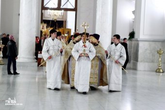В праздник Светлого Христова Воскресения митрополит Агафангел совершил Пасхальное Богослужение в Спасо-Преображенском Одесском кафедральном соборе (фото)