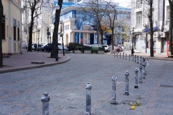 Работы на Греческой площади в Одессе продолжаются (фото)