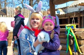 В Одесском зоопарке прошел праздник «Приключения пасхального кролика» (фото)