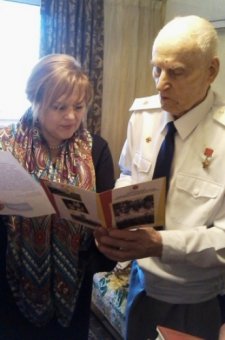 В Приморском районе Одессы поздравили ветеранов-освободителей (фото)