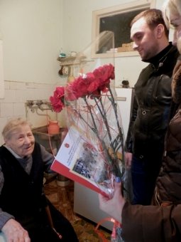 В Приморском районе Одессы поздравили ветеранов-освободителей (фото)