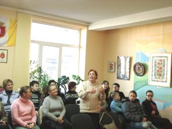 В Одессе провели мастер-класс по Петриковской росписи (фото)