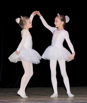 Одесский хореографический коллектив «Радуга» отметил свое 5-летие (фото)