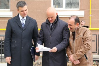 Геннадий Труханов: 200 семей наконец-то смогут въехать в долгожданные квартиры (фото)