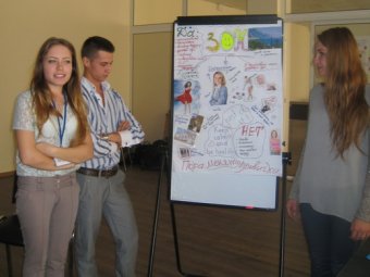 Около 600 волонтеров подготовлено для профилактической работы с одесской молодежью (фото)