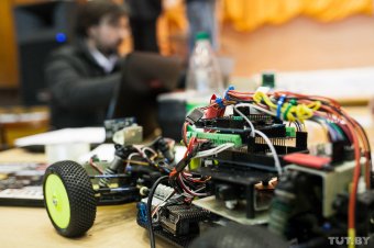 Студенты Одесского политеха представят новых гоночных  роботов (фото, видео)