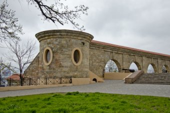 В Пороховой башне открылась выставка «Европейская премьера деловой Одессы»