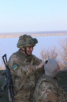 Одесские пограничники учатся вести бой на открытой местности и в городе (фото)